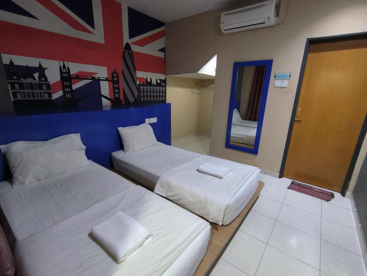 Golden Guest House Куантан Екстериор снимка